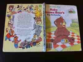 English Stories 18冊 KID’S BROWN Baby Brown Bear's Big Bellyache (Little Golden Book Land